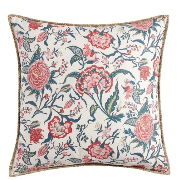 Pottery Barn Elise Quilted Square Euro Sham - Picture 2 of 16